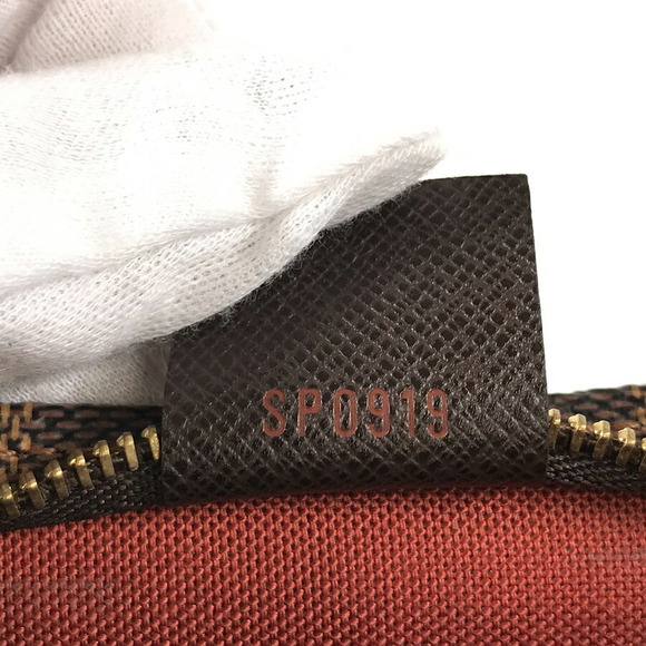 Louis Vuitton Truth pouch Makeup Damier fah - Picture 14 of 15